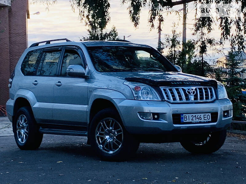 Позашляховик / Кросовер Toyota Land Cruiser Prado 2007 в Києві
