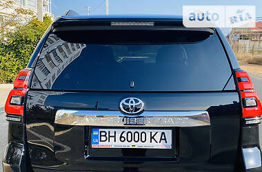 Внедорожник / Кроссовер Toyota Land Cruiser Prado 2020 в Черноморске