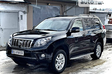 Внедорожник / Кроссовер Toyota Land Cruiser Prado 2010 в Тернополе