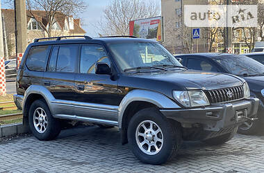 Внедорожник / Кроссовер Toyota Land Cruiser Prado 2000 в 