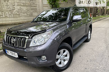 Внедорожник / Кроссовер Toyota Land Cruiser Prado 2011 в Николаеве