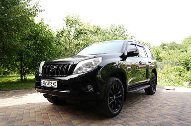 Позашляховик / Кросовер Toyota Land Cruiser Prado 2011 в Києві