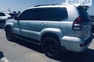 Позашляховик / Кросовер Toyota Land Cruiser Prado 2005 в 