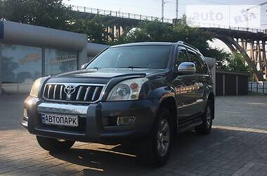 Внедорожник / Кроссовер Toyota Land Cruiser Prado 2005 в Днепре