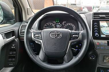 Позашляховик / Кросовер Toyota Land Cruiser Prado 2020 в Чернівцях