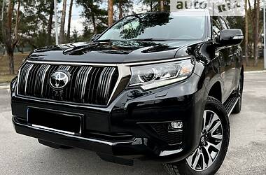 Внедорожник / Кроссовер Toyota Land Cruiser Prado 2021 в 