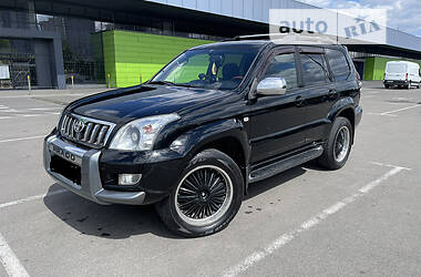 Седан Toyota Land Cruiser Prado 2006 в Киеве