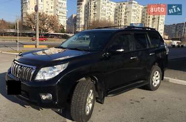 Позашляховик / Кросовер Toyota Land Cruiser Prado 2012 в Києві