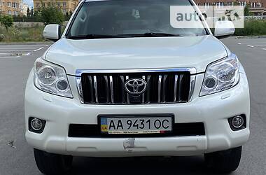 Внедорожник / Кроссовер Toyota Land Cruiser Prado 2013 в 