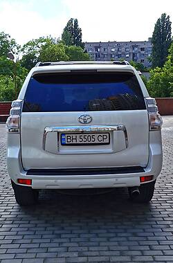 Внедорожник / Кроссовер Toyota Land Cruiser Prado 2010 в Одессе