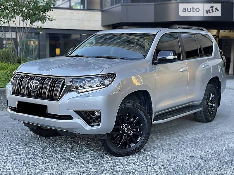 Позашляховик / Кросовер Toyota Land Cruiser Prado 2020 в Києві