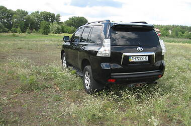 Внедорожник / Кроссовер Toyota Land Cruiser Prado 2011 в Каменском
