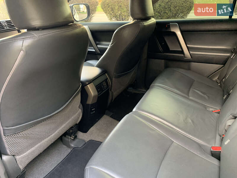 Внедорожник / Кроссовер Toyota Land Cruiser Prado 2013 в Тернополе фото 18 Внедорожник / Кроссовер Toyota Land Cruiser Prado 2013 в Тернополе