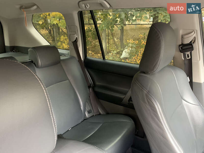 Внедорожник / Кроссовер Toyota Land Cruiser Prado 2013 в Тернополе фото 50 Внедорожник / Кроссовер Toyota Land Cruiser Prado 2013 в Тернополе