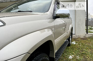 Внедорожник / Кроссовер Toyota Land Cruiser Prado 2007 в Черновцах