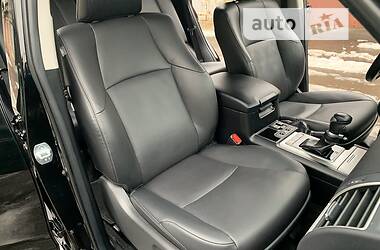 Внедорожник / Кроссовер Toyota Land Cruiser Prado 2020 в 