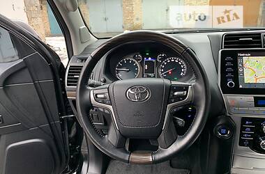 Внедорожник / Кроссовер Toyota Land Cruiser Prado 2020 в 