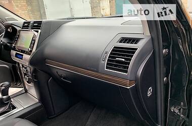 Внедорожник / Кроссовер Toyota Land Cruiser Prado 2020 в 