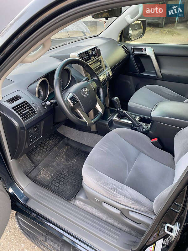 Внедорожник / Кроссовер Toyota Land Cruiser Prado 2013 в Днепре фото 9 Внедорожник / Кроссовер Toyota Land Cruiser Prado 2013 в Днепре