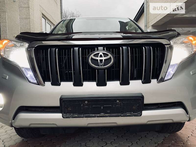 Внедорожник / Кроссовер Toyota Land Cruiser Prado 2014 в Тячеве