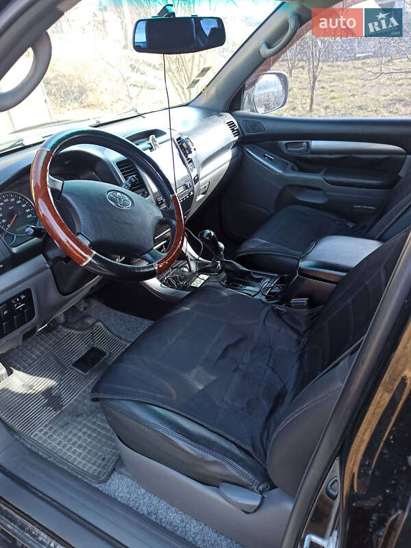 Позашляховик / Кросовер Toyota Land Cruiser Prado 2005 в Збаражі