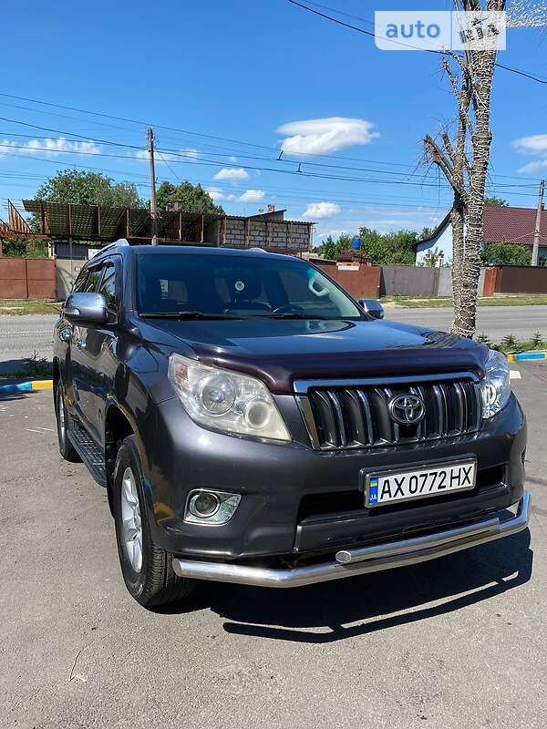 Внедорожник / Кроссовер Toyota Land Cruiser Prado 2013 в Харькове