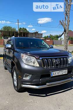 Внедорожник / Кроссовер Toyota Land Cruiser Prado 2013 в Харькове