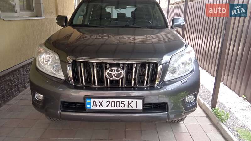 Toyota Land Cruiser Prado 2012