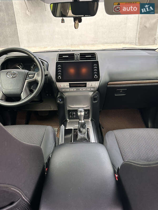 Позашляховик / Кросовер Toyota Land Cruiser Prado 2021 в Покрові