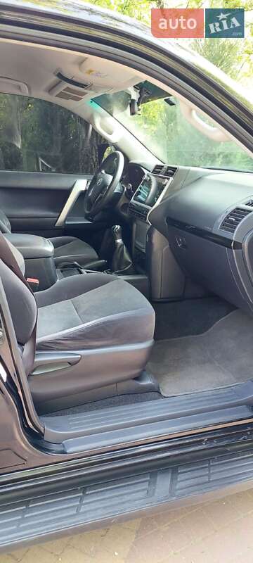 Внедорожник / Кроссовер Toyota Land Cruiser Prado 2019 в Запорожье