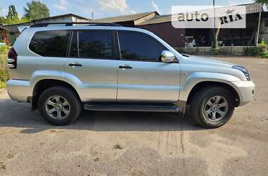 Внедорожник / Кроссовер Toyota Land Cruiser Prado 2005 в 