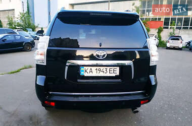 Позашляховик / Кросовер Toyota Land Cruiser Prado 2012 в Києві