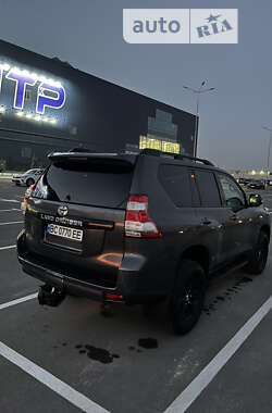 Внедорожник / Кроссовер Toyota Land Cruiser Prado 2013 в Львове