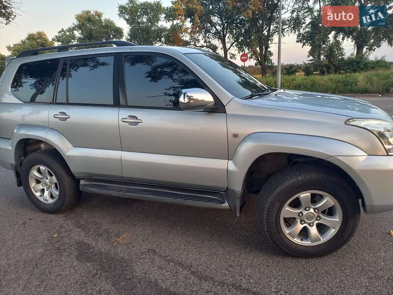 Внедорожник / Кроссовер Toyota Land Cruiser Prado 2006 в Черкассах