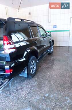 Внедорожник / Кроссовер Toyota Land Cruiser Prado 2006 в Могилев-Подольске