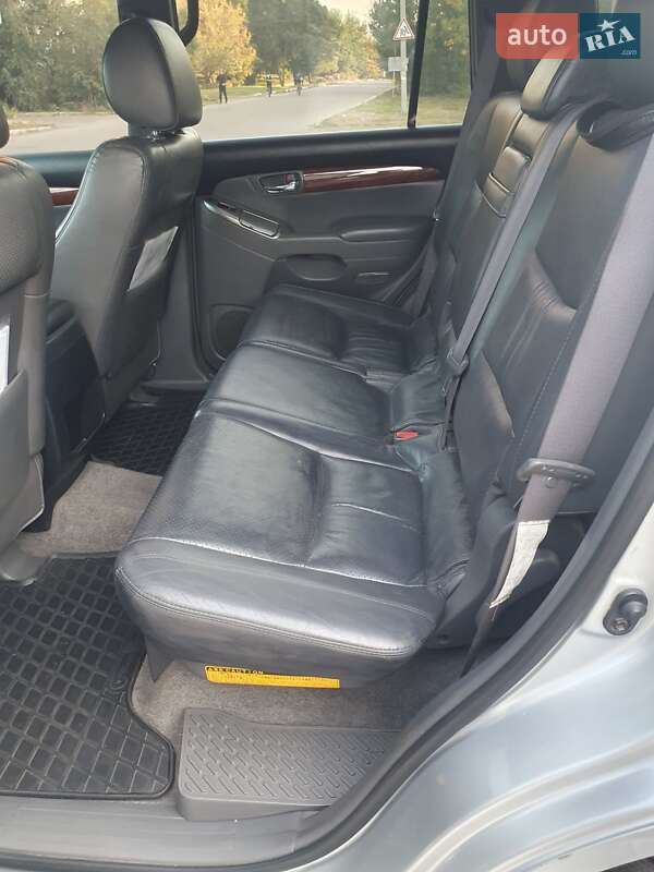 Внедорожник / Кроссовер Toyota Land Cruiser Prado 2006 в Харькове