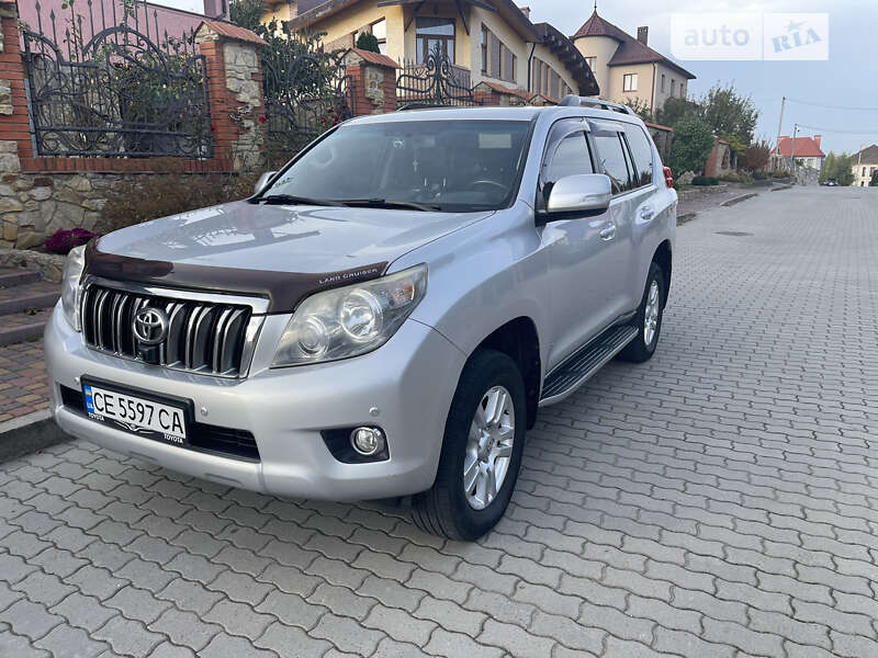 Внедорожник / Кроссовер Toyota Land Cruiser Prado 2010 в Черновцах