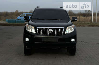 Внедорожник / Кроссовер Toyota Land Cruiser Prado 2010 в Днепре