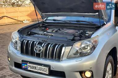 Внедорожник / Кроссовер Toyota Land Cruiser Prado 2012 в Кривом Роге