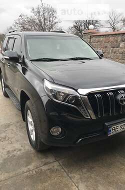 Позашляховик / Кросовер Toyota Land Cruiser Prado 2016 в Первомайську