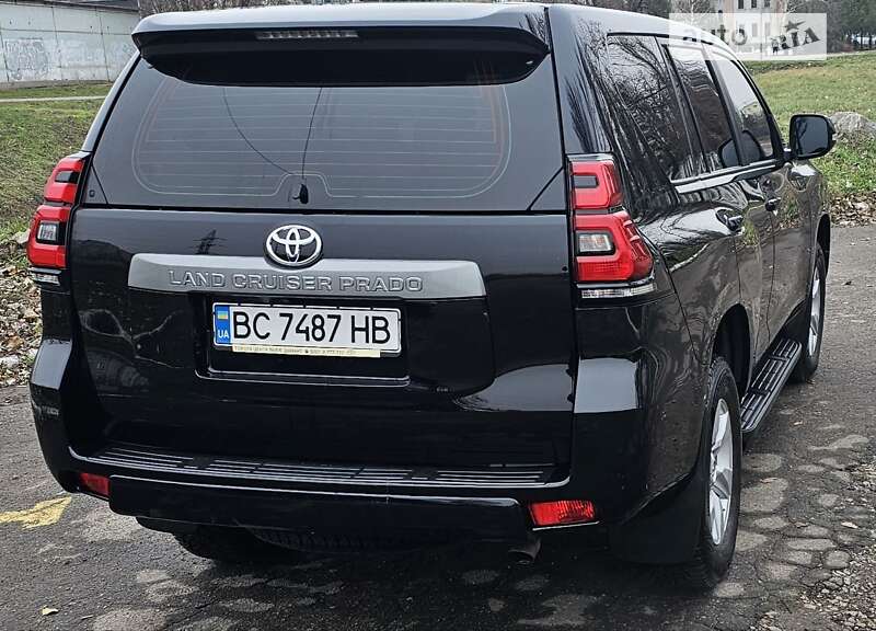 Внедорожник / Кроссовер Toyota Land Cruiser Prado 2017 в Киеве