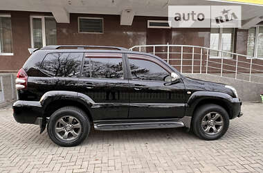 Внедорожник / Кроссовер Toyota Land Cruiser Prado 2006 в 