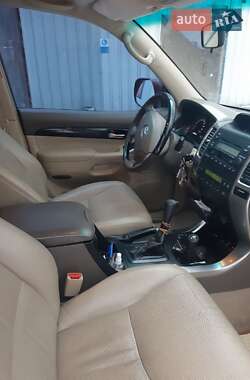 Внедорожник / Кроссовер Toyota Land Cruiser Prado 2008 в Черновцах