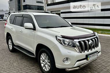 Внедорожник / Кроссовер Toyota Land Cruiser Prado 2013 в 