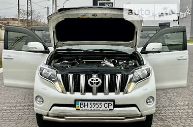 Внедорожник / Кроссовер Toyota Land Cruiser Prado 2013 в 