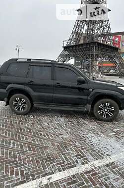 Внедорожник / Кроссовер Toyota Land Cruiser Prado 2006 в Харькове