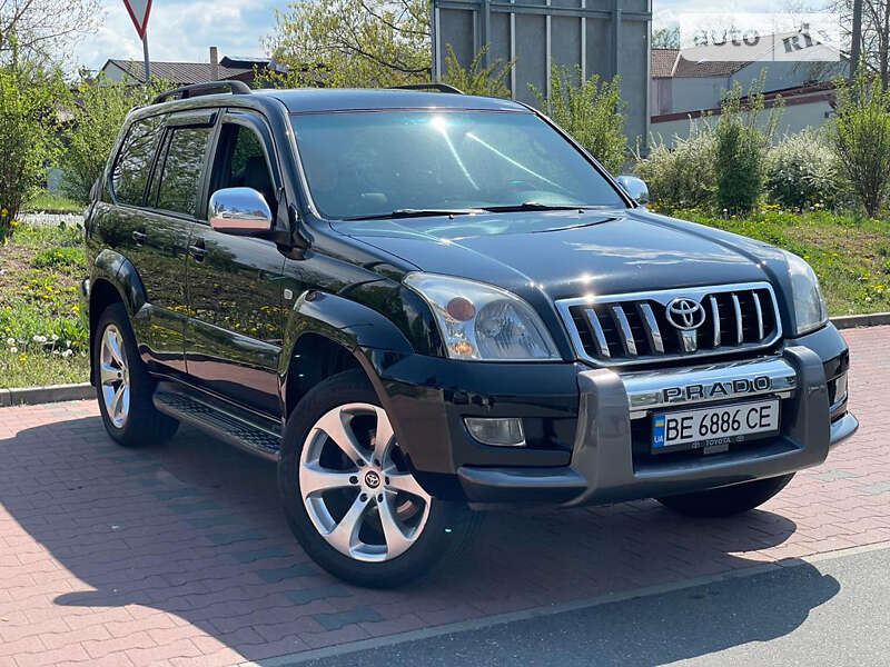 Позашляховик / Кросовер Toyota Land Cruiser Prado 2005 в Миколаєві