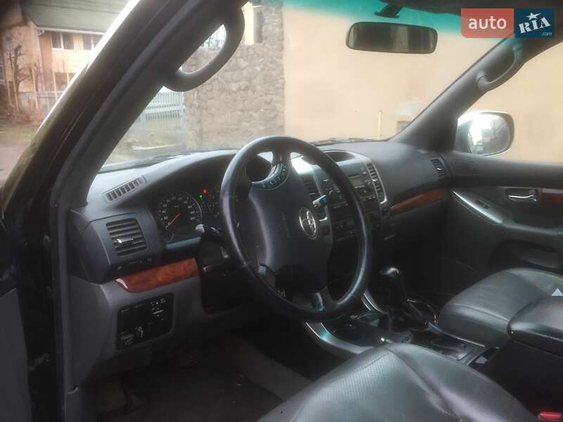 Внедорожник / Кроссовер Toyota Land Cruiser Prado 2007 в Киеве
