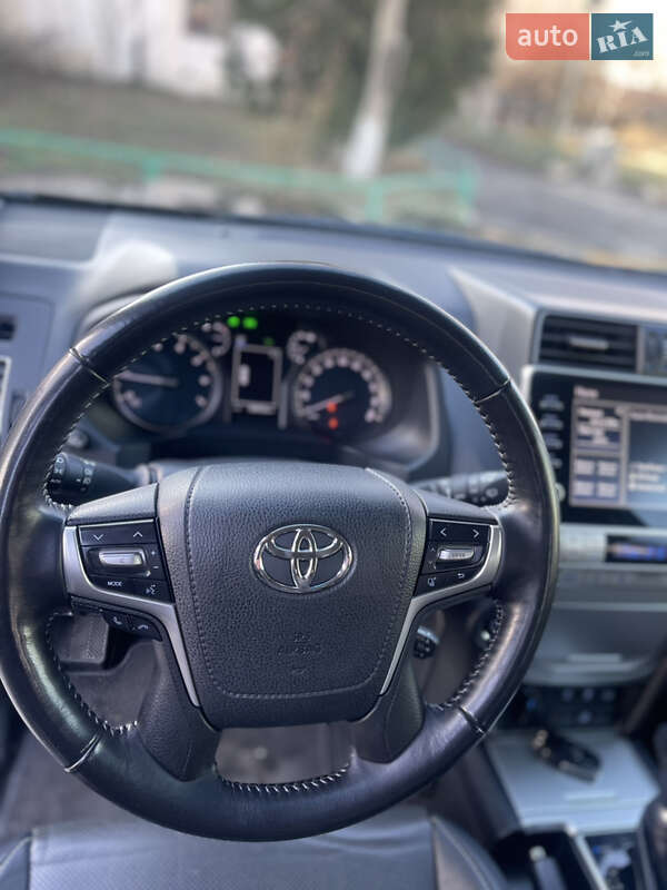 Позашляховик / Кросовер Toyota Land Cruiser Prado 2020 в Одесі