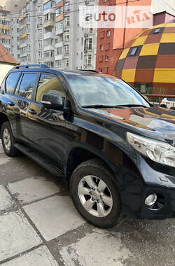 Внедорожник / Кроссовер Toyota Land Cruiser Prado 2014 в Львове